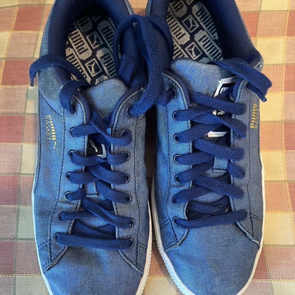 Puma sneakers